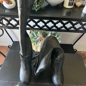 Steven By Steve Madden Black Leather Knee-High Heeled Boots